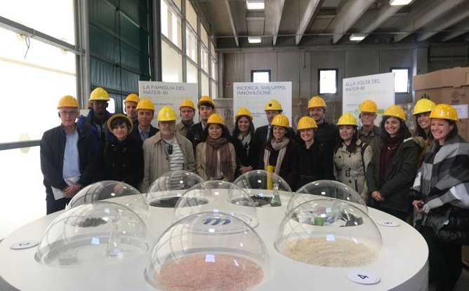 The FAO - Climate Change  delegation visited the Novamont’s plant in Terni 